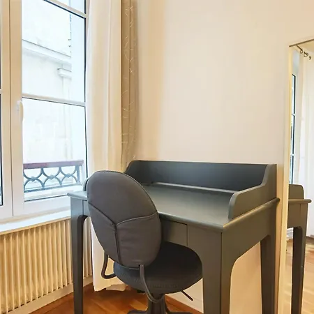 Calm 60m2 Near Notre-dame And Seine 2bdrs N4-4b