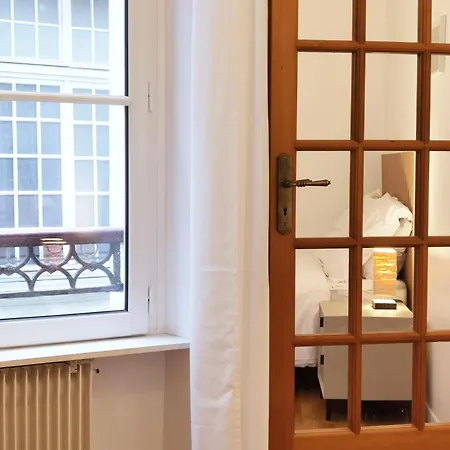 아파트 Calm 60m2 Near Notre-dame And Seine 2bdrs N4-4b