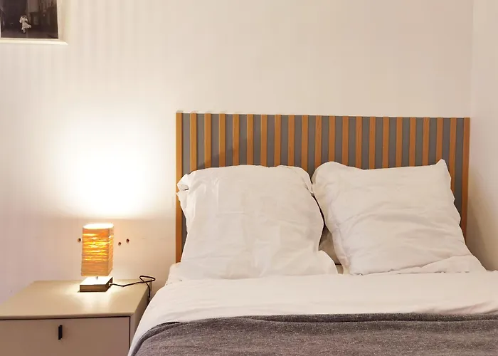 Calm 60m2 Near Notre-dame And Seine 2bdrs N4-4b *